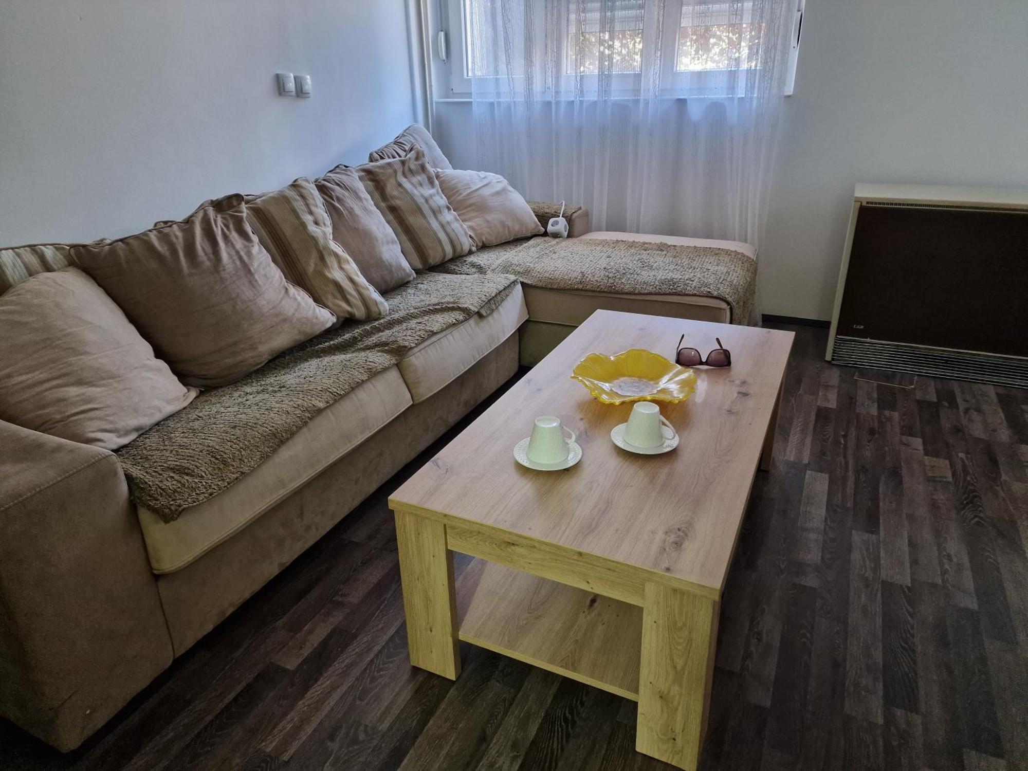 T&A Apartment Paracin Ngoại thất bức ảnh